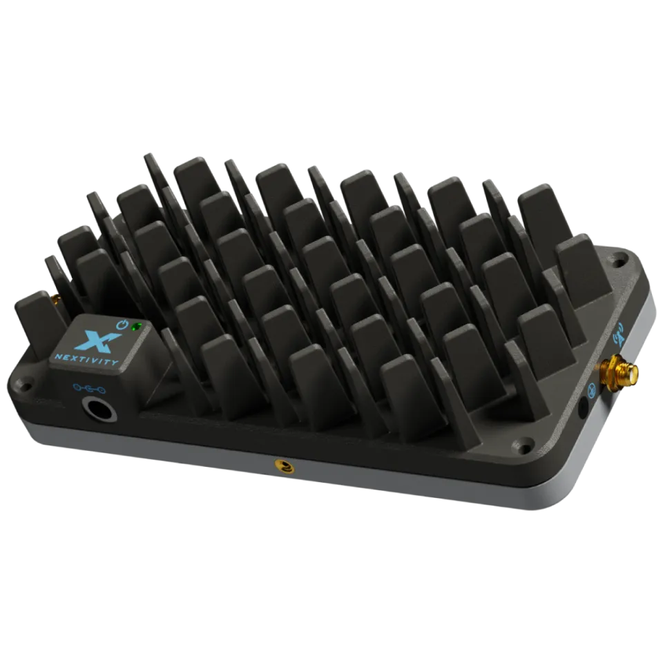 Nextivity CEL-FI ROAM R41 Smart Mobile Repeater - Main Image (104-R41-YB-004)